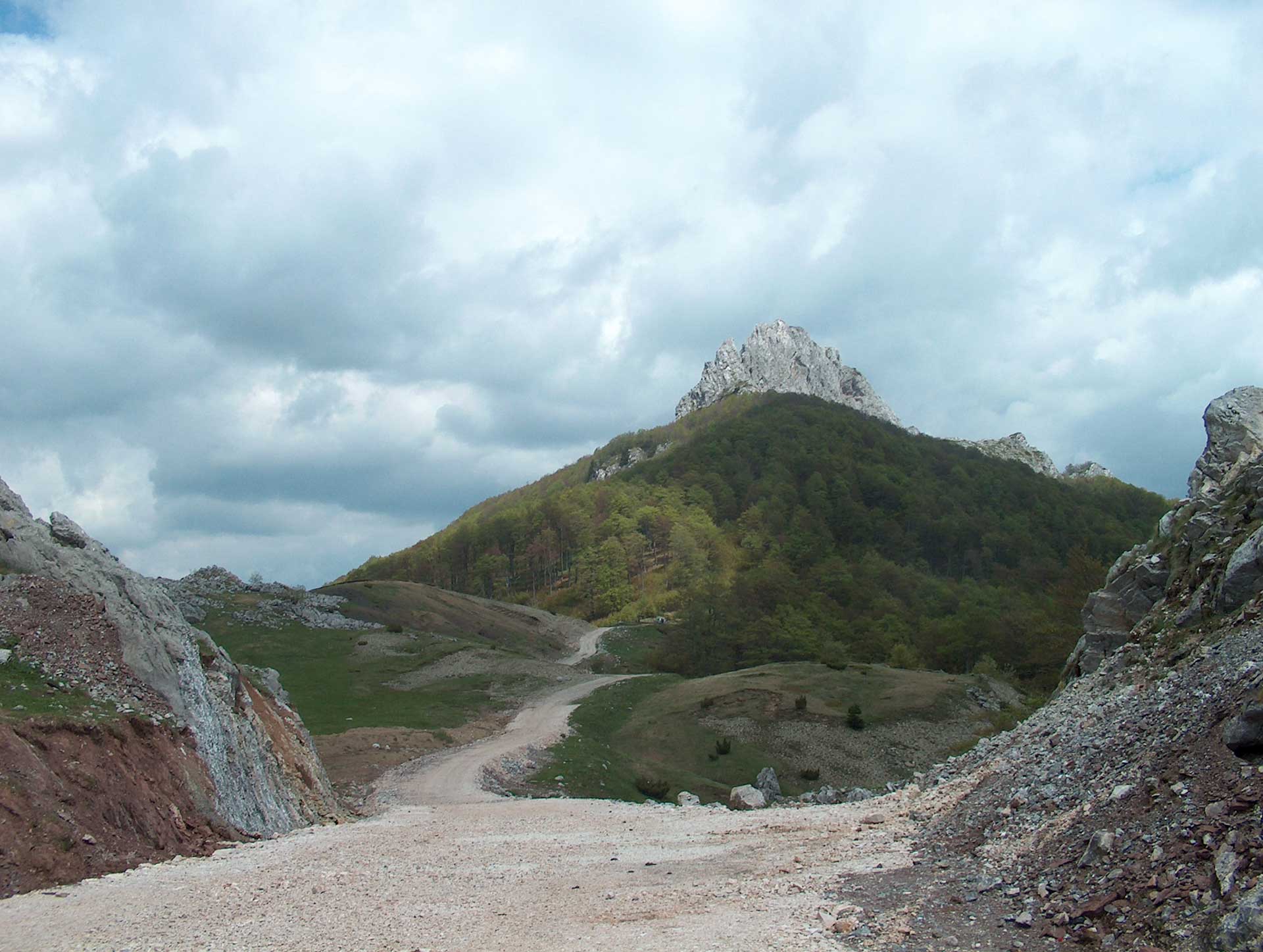 Puzimsko-groblje-planina-Visocica